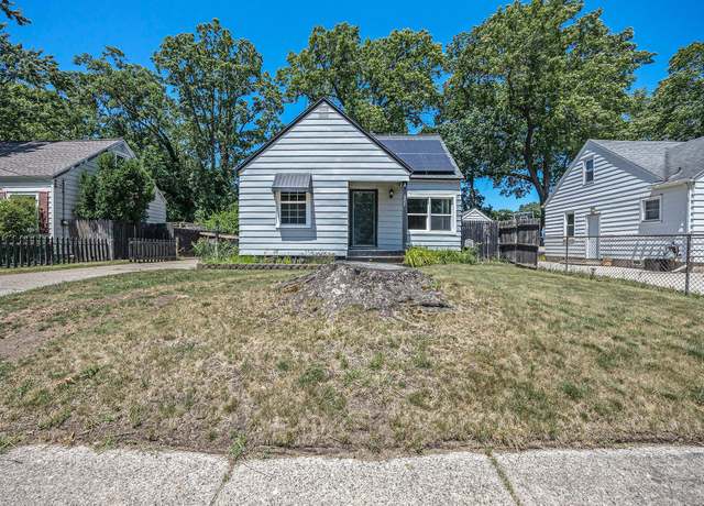 Property at 237 Holly St, Wyoming, MI 49548, 3 beds, 1 bath