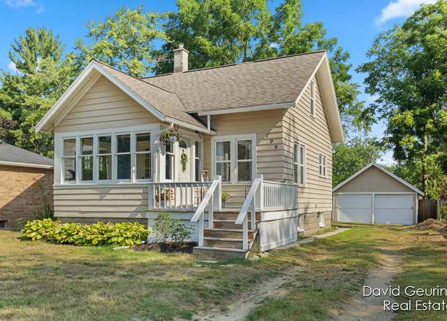 Property at 199 E 38th St, Holland, MI 49423, 3 beds, 1 bath