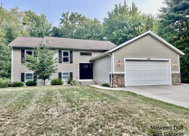 Property at 993 W Tyler Rd, Muskegon, MI 49445, 5 beds, 2 baths