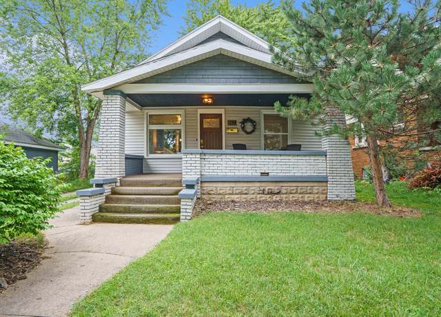Property at 941 Arianna St NW, Grand Rapids, MI 49504, 2 beds, 1.5 baths