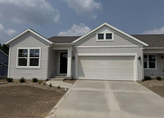 Property at 1531 N Village Cir, Kalamazoo, MI 49009, 3 beds, 3 baths