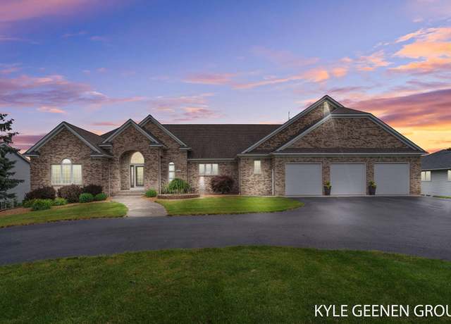 Property at 2650 Air Park Dr, Zeeland, MI 49464, 5 beds, 3 baths