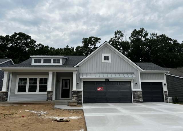 Property at 14927 Bethpage Dr, Spring Lake, MI 49456, 5 beds, 3 baths