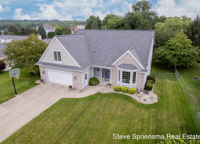 Property at 1021 Lumina Dr, Jenison, MI 49428, 4 beds, 2.5 baths