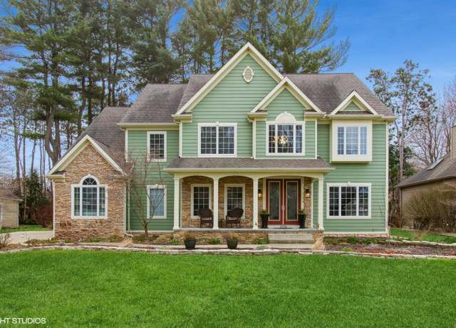 Property at 1936 Hidden Pines Trl, Stevensville, MI 49127, 4 beds, 3.5 baths