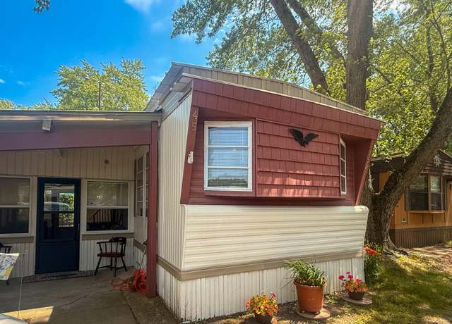Property at 8758 S Old Oak Ln, Newaygo, MI 49337, 1 bed, 1 bath