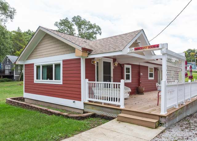 Property at 321 E Merchant St, New Buffalo, MI 49117, 4 beds, 2 baths