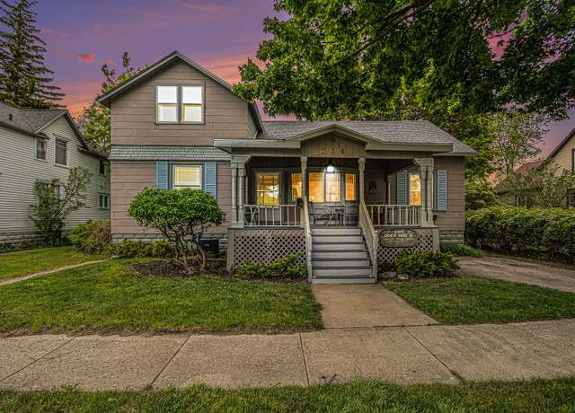 Property at 706 W Loomis St, Ludington, MI 49431, 3 beds, 3 baths