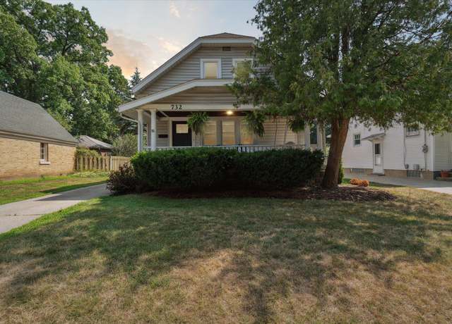 Property at 732 Ottillia St SE, Grand Rapids, MI 49507, 3 beds, 1.5 baths