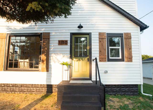 Property at 1150 Diamond Ave NE, Grand Rapids, MI 49503, 3 beds, 2 baths