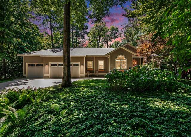 Property at 5543 Oak Tree Ln, Whitehall, MI 49461, 3 beds, 2.5 baths