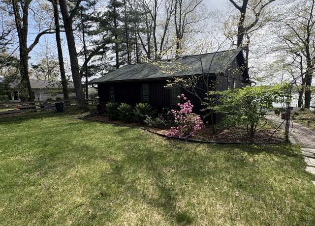 Property at 59672 Summit St, Three Rivers, MI 49093, 2 beds, 2 baths