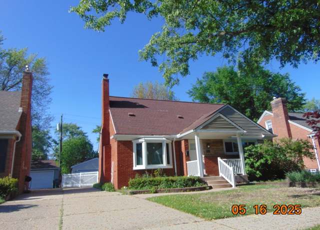 Property at 10114 Lincoln Dr, Huntington Woods, MI 48070, 4 beds, 3 baths