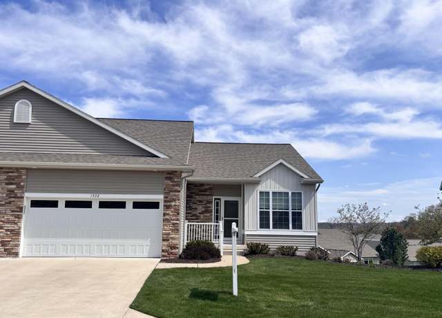 Property at 1532 Center Hill Rd SE, Lowell, MI 49331, 3 beds, 3 baths