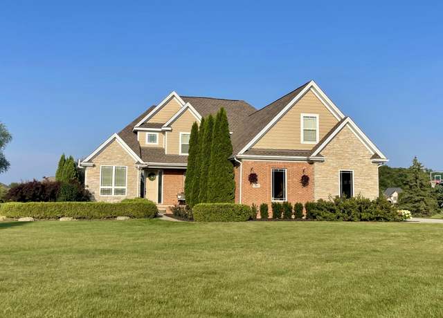 Property at 198 W Auburn Trl, Brighton, MI 48114, 4 beds, 2.5 baths