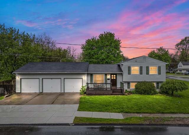 Property at 345 Center St, Fenton, MI 48430, 3 beds, 2 baths