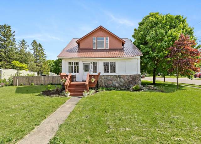 Property at 299 W Wheatland Ave, Remus, MI 49340, 3 beds, 2 baths