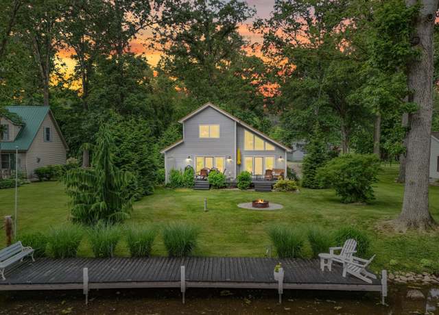 Property at 297 Winhoven Dr, Coldwater, MI 49036, 3 beds, 2 baths