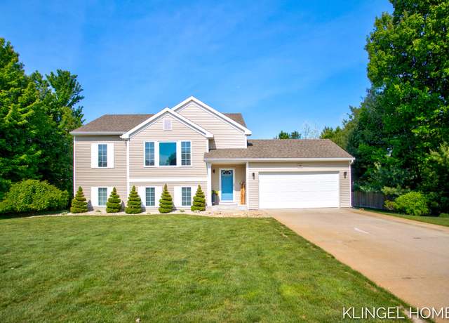 Property at 5923 Larson Ln, Muskegon, MI 49444, 3 beds, 2.5 baths