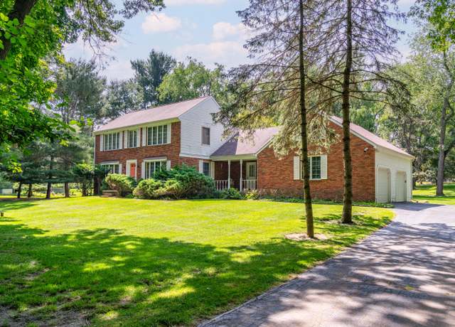 Property at 3407 Woodlea Dr, Ann Arbor, MI 48103, 4 beds, 3 baths