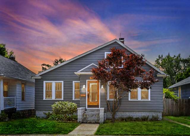 Property at 526 La Salle Ave, St. Joseph, MI 49085, 2 beds, 1 bath