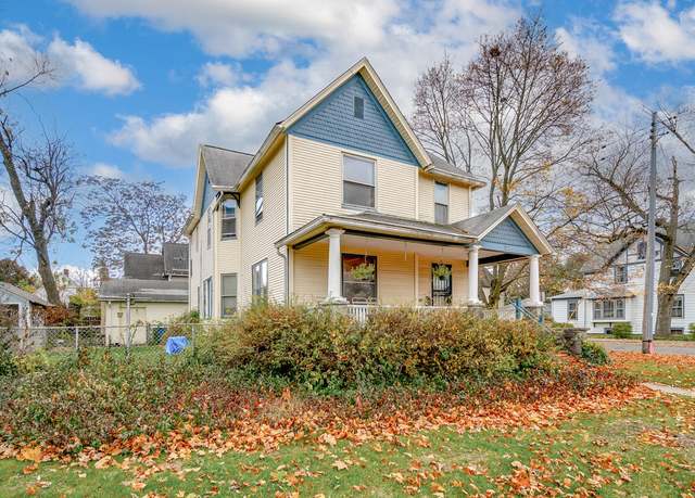 Property at 1002 Egleston Ave, Kalamazoo, MI 49001, 3 beds, 2 baths