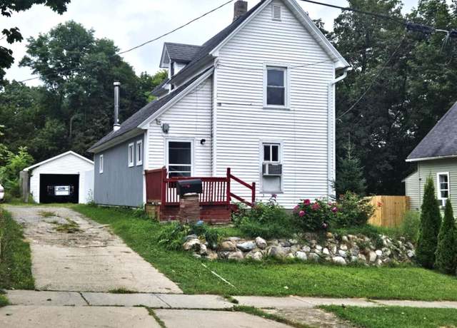 Property at 85 East Ave S, Battle Creek, MI 49017, 2 beds, 1.5 baths