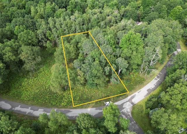 Property at 6188 Fox Run Cir, Canadian Lakes, MI 49346