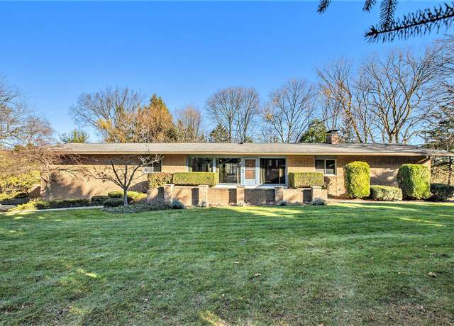 Property at 1241 Arlington Blvd, Ann Arbor, MI 48104, 4 beds, 3.5 baths