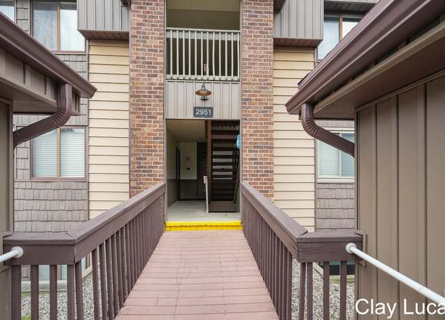 Property at 2951 Byron Center Ave SW Unit F, Wyoming, MI 49519, 2 beds, 1 bath