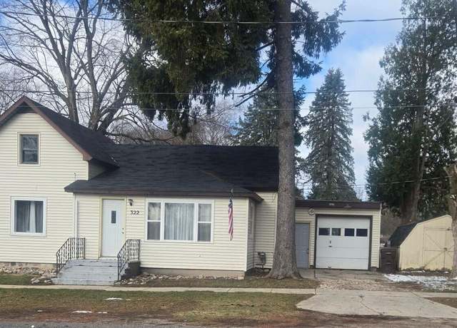 Property at 322 S Third St, Edmore, MI 48829, 3 beds, 1 bath