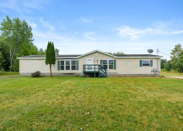 Property at 4355 105th Ave, Allegan, MI 49010, 4 beds, 2 baths