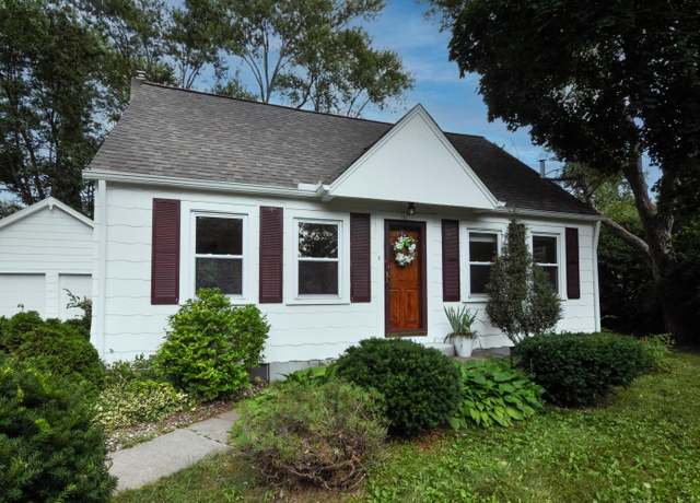 Property at 520 Center Dr, Ann Arbor, MI 48103, 5 beds, 2 baths
