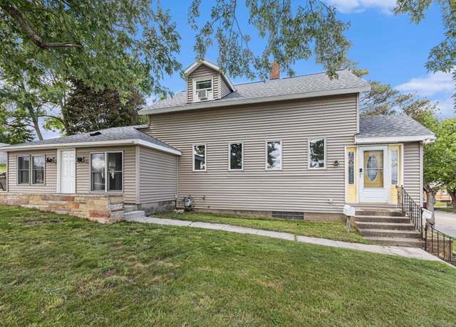 Property at 217 5th Ave, Manistee, MI 49660, 3 beds, 2 baths