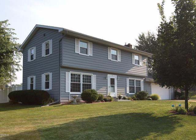 Property at 6 Enlow Ct, Battle Creek, MI 49015, 4 beds, 2.5 baths