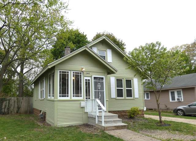 Property at 244 Parker Ave, Benton Harbor, MI 49022, 3 beds, 1 bath