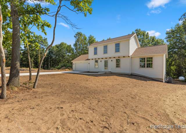 Property at 923 Armintrout Rdg, Allegan, MI 49010, 3 beds, 2.5 baths