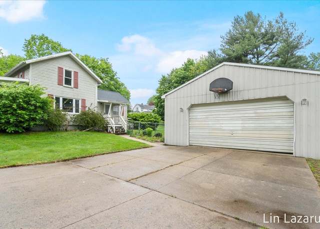 Property at 442 S East St, Portland, MI 48875, 3 beds, 1 bath