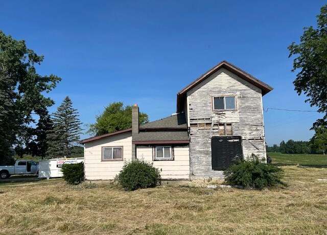 Property at 7500 Bird Lake Rd S, Osseo, MI 49266, 3 beds, 1 bath