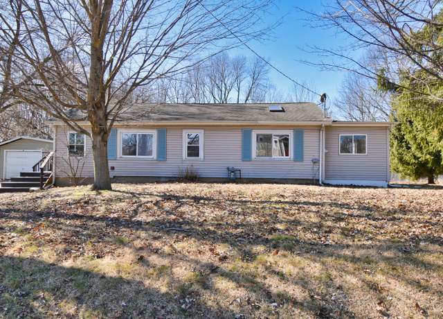 Property at 590 Graham St, Cassopolis, MI 49031, 2 beds, 1 bath