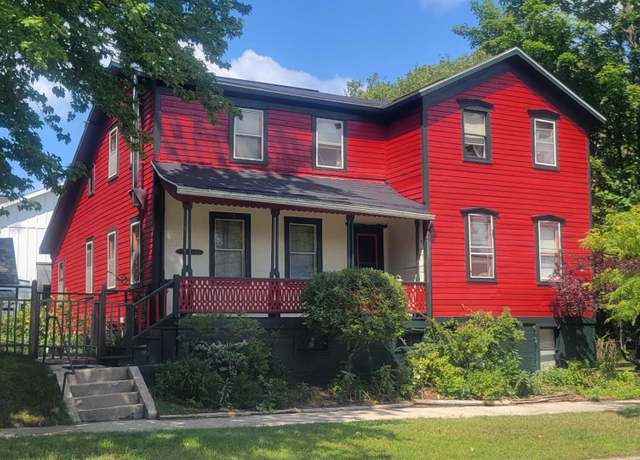 Property at 201 S 4th St, Grand Haven, MI 49417, 3 beds, 1.5 baths