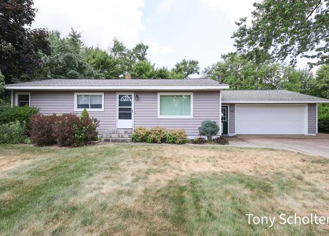 Property at 7321 23rd Ave, Jenison, MI 49428, 3 beds, 1.5 baths