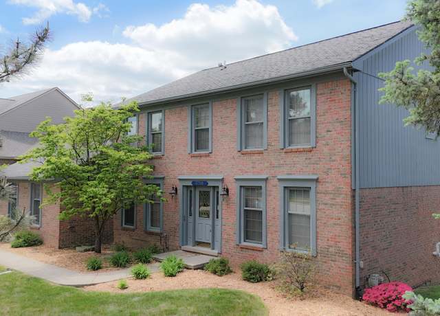 Property at 37201 Chesapeake Rd, Farmington Hills, MI 48335, 4 beds, 2.5 baths