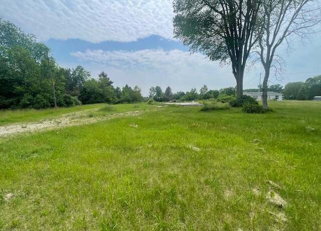 Property at 895 W Moore St, Mecosta, MI 49332