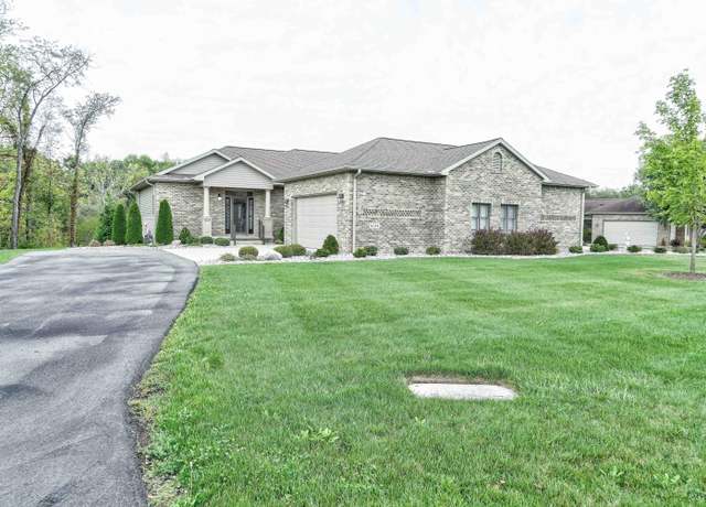 Property at 4274 Evergreen Rd #14, Adrian, MI 49221, 3 beds, 2.5 baths
