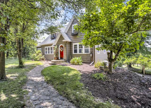 Property at 4500 S Jackson Rd, Jackson, MI 49201, 3 beds, 3.5 baths