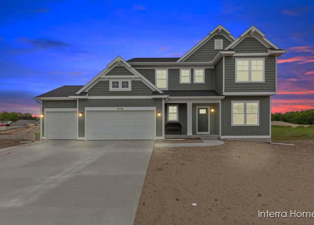 Property at 15748 Norwalk Rd, Grand Haven, MI 49417, 4 beds, 2.5 baths
