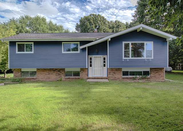 Property at 4101 W Hickory Rd, Hickory Corners, MI 49060, 3 beds, 2 baths
