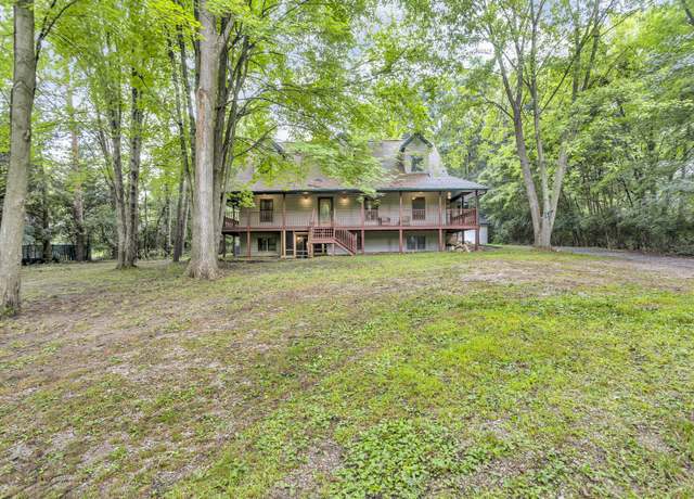 Property at 2740 Marion Rd, Jackson, MI 49201, 5 beds, 3.5 baths