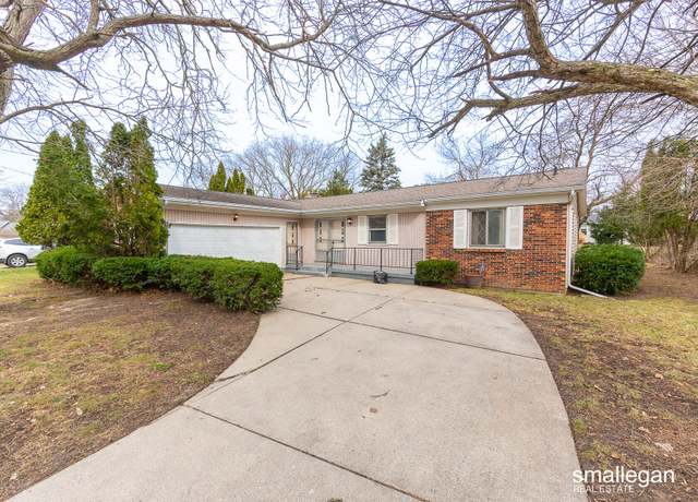 Property at 1237 Dale Ct NE, Grand Rapids, MI 49505, 3 beds, 1.5 baths